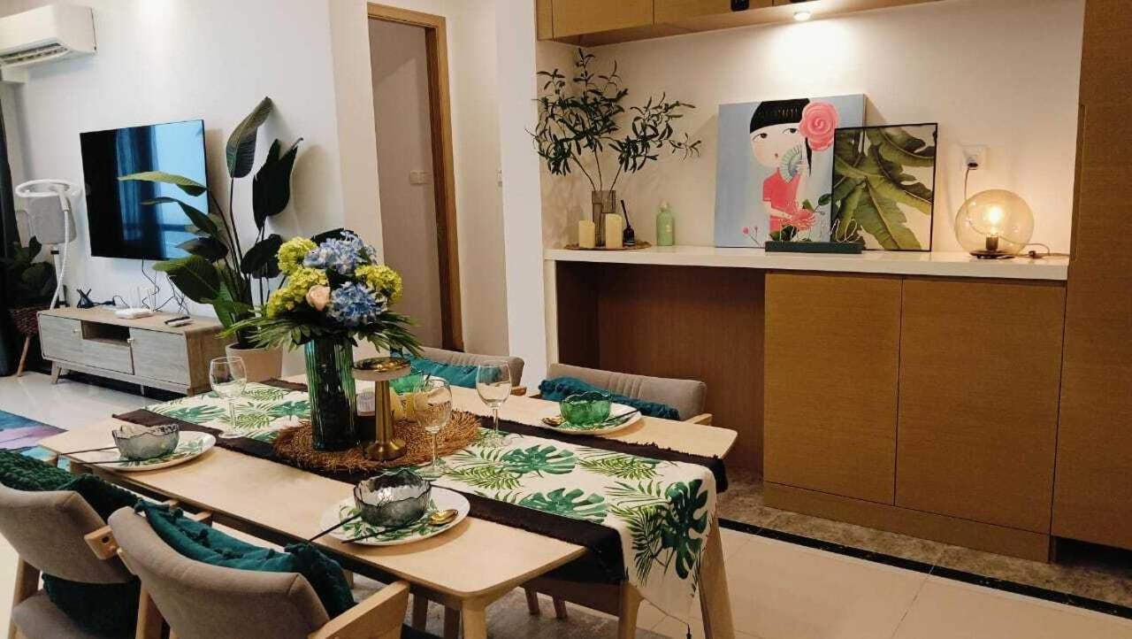 R&f Phrase 2 Full Unblock Sea View Luxury Unit Pangsapuri Johor Bahru