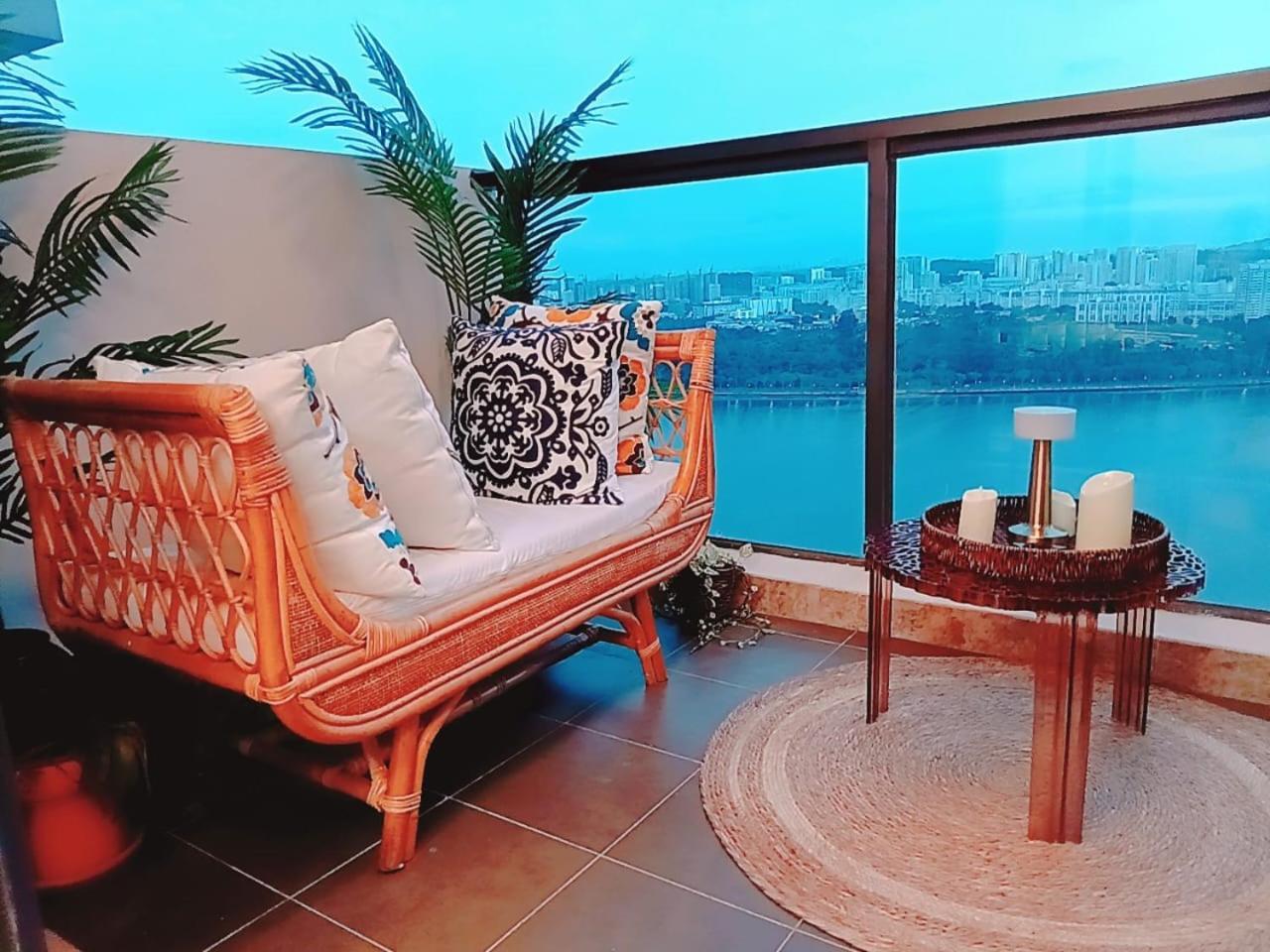 Pangsapuri R&f Phrase 2 Full Unblock Sea View Luxury Unit