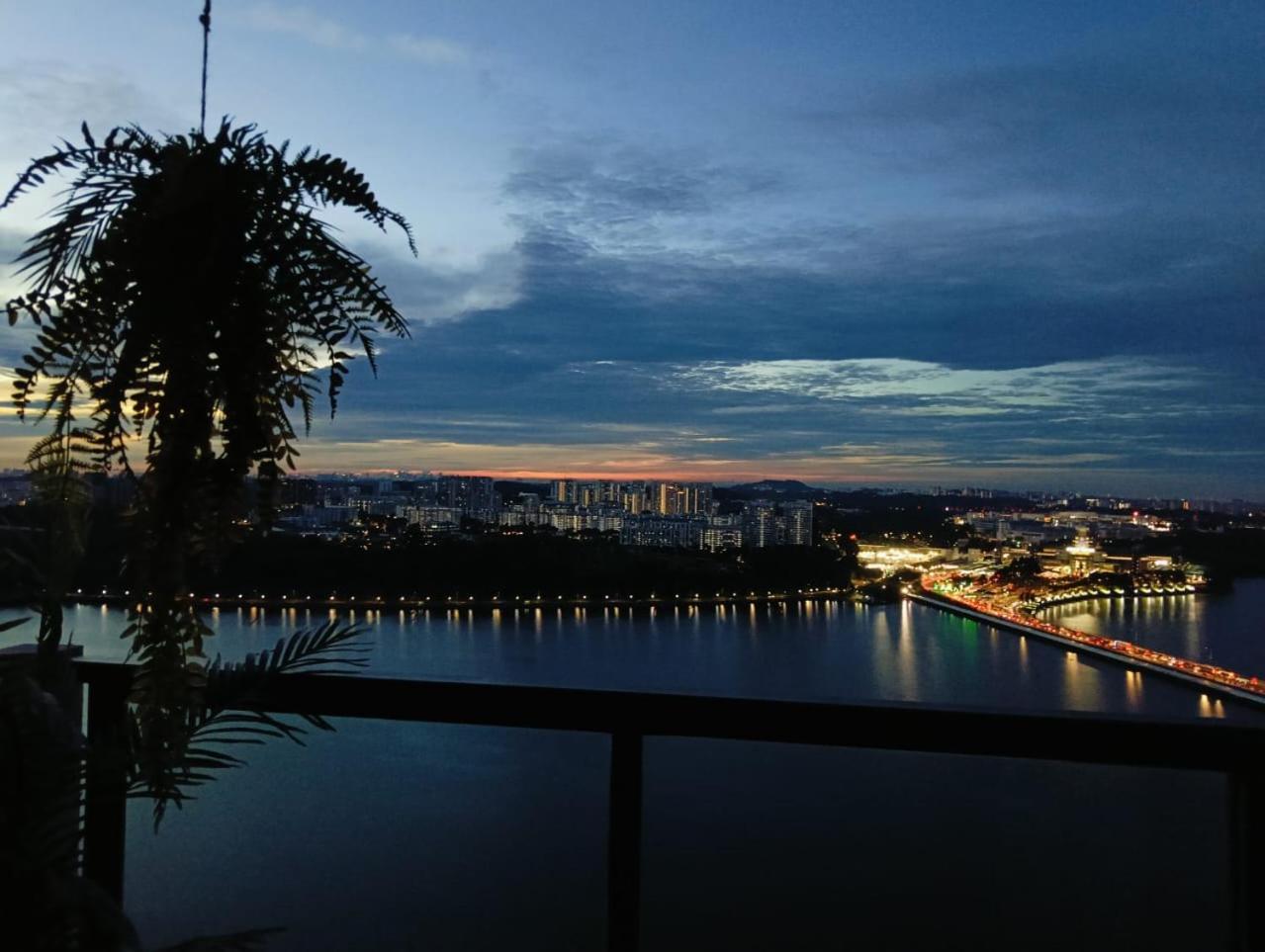 R&f Phrase 2 Full Unblock Sea View Luxury Unit Pangsapuri